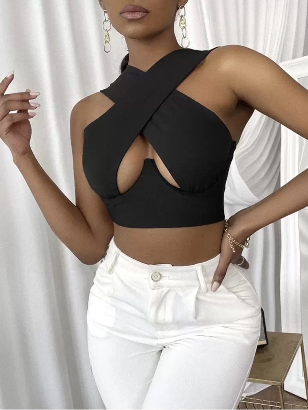 SHEIN Slaydiva Cross Wrap Crop Tank Top
